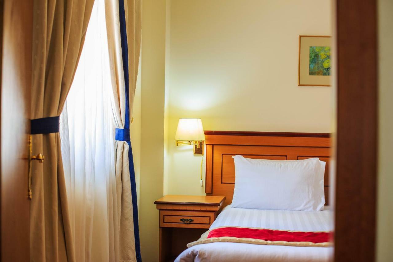 Gulf Pearl Hotel Al-Manamah Bagian luar foto
